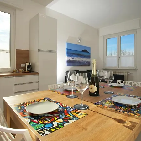 Apartment Brezza Di Sale Albenga